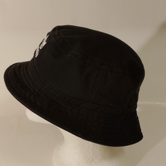 Unisex**Adidas Classic Black Bucket Hat - Picture 6 of 11